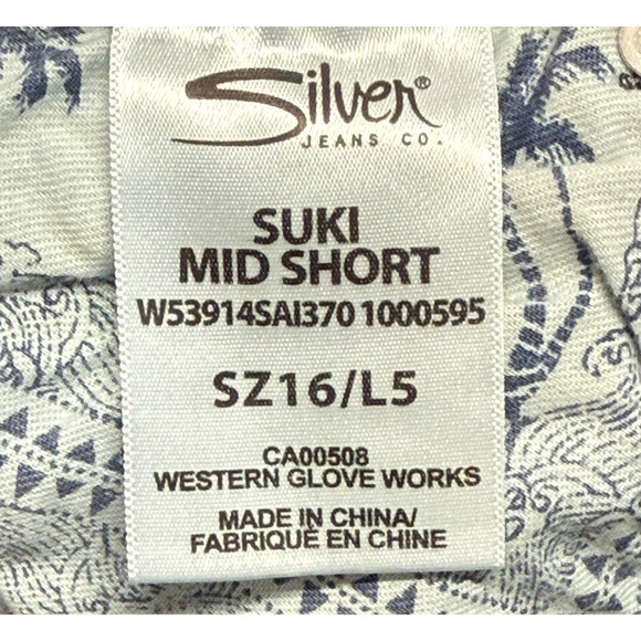 Silver Shorts Womens 16 Blue Fluid Denim Suki Mid Short Distressed Measures 36X7 - Picture 5 of 7